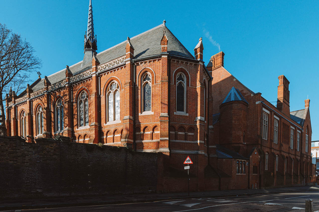 Building of the Highgate School in London